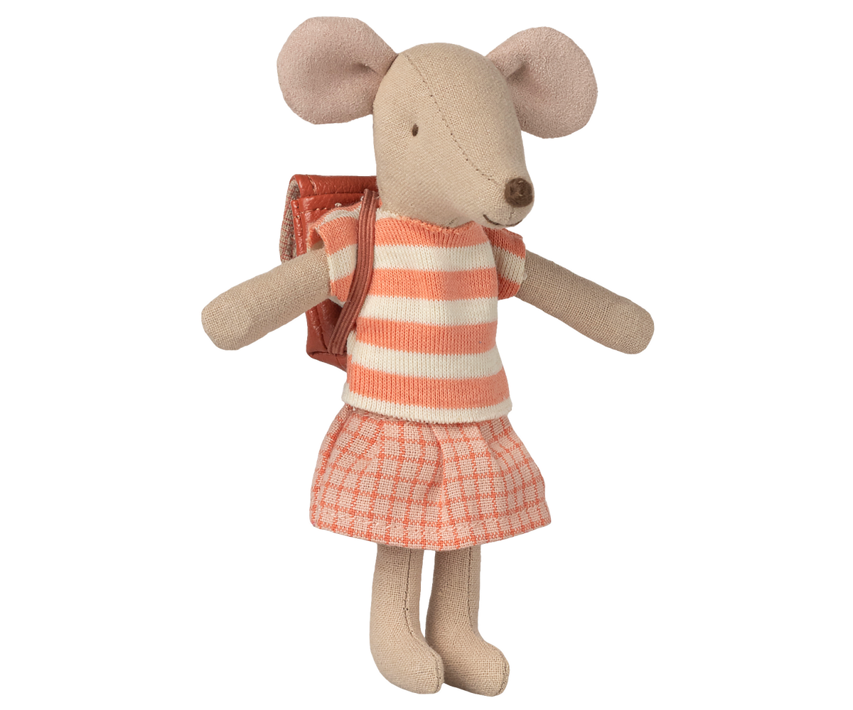 COLOURBOX69924919(2).png