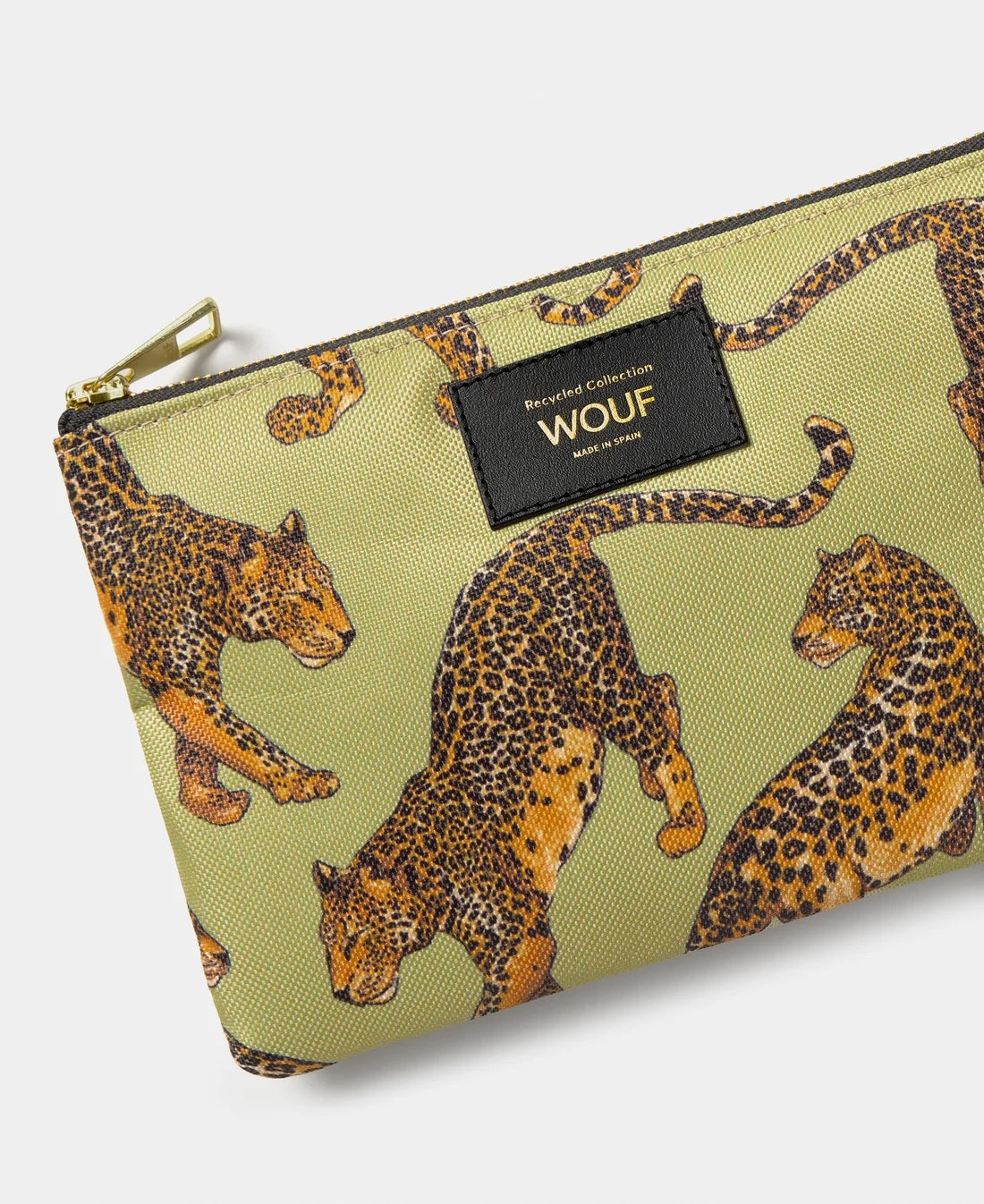 daily_pouch_avo_leopard_PP260037_8474406999190_detail_03.jpg