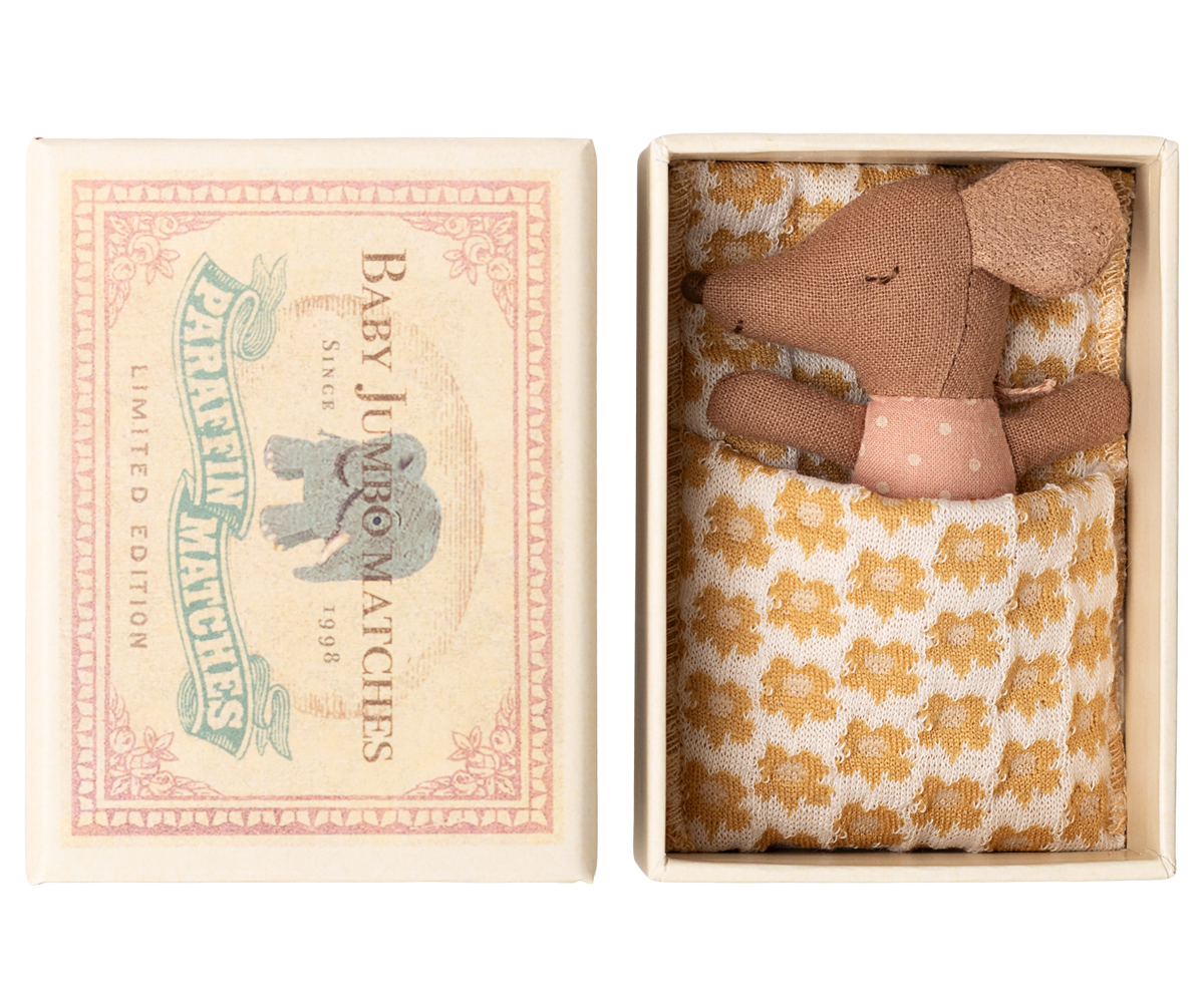COLOURBOX68267941(2).png