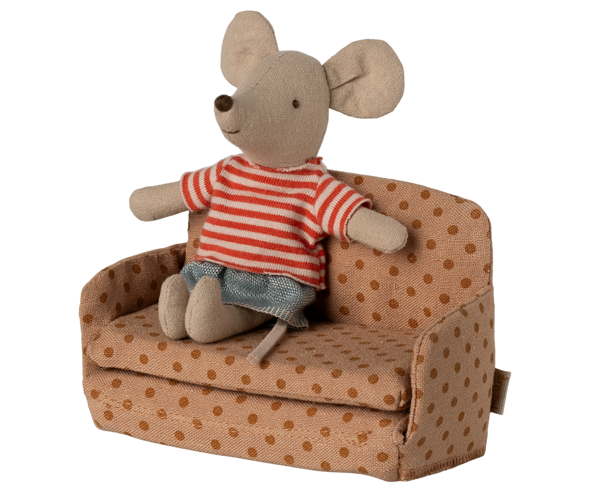 COLOURBOX68268320(2).png