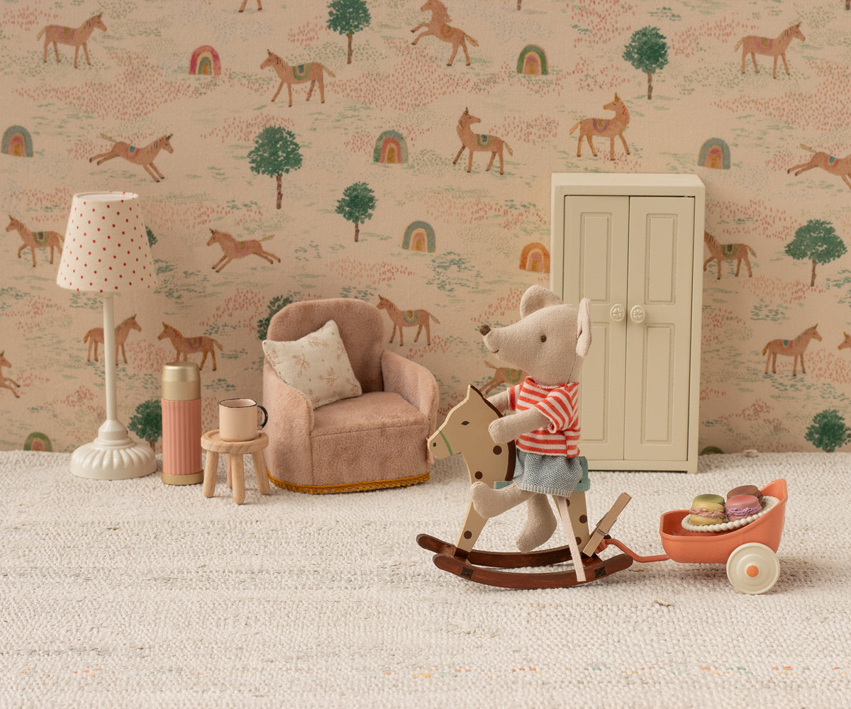 COLOURBOX68593584(2).png