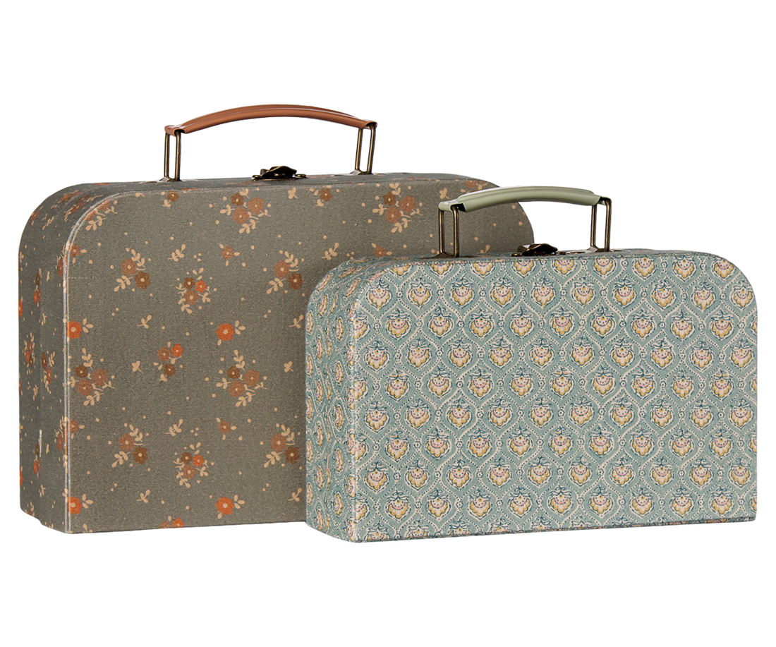 COLOURBOX72070700(2).png