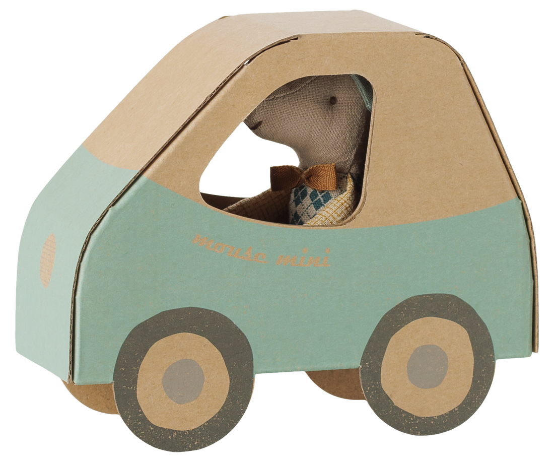COLOURBOX72459332(2).png