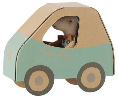 COLOURBOX72459332(2).png