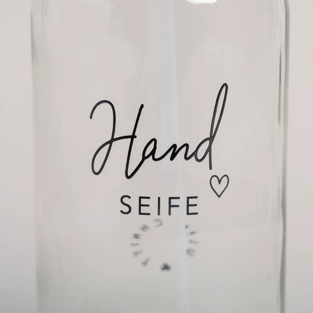 gl-011_seifenspender_handseife_photocredits_ericanders_4.png