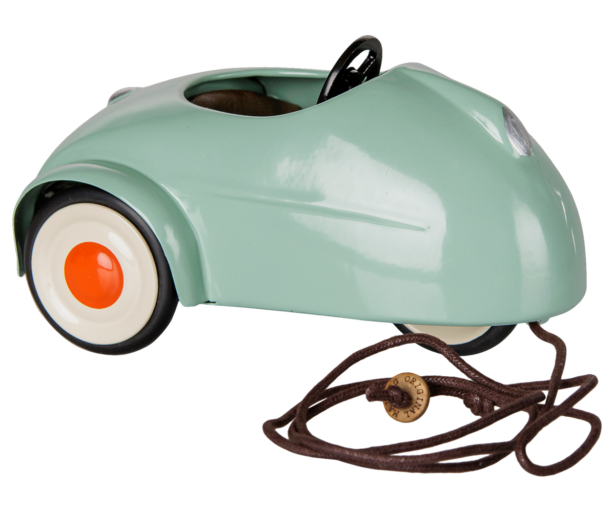 COLOURBOX72070315(2).png