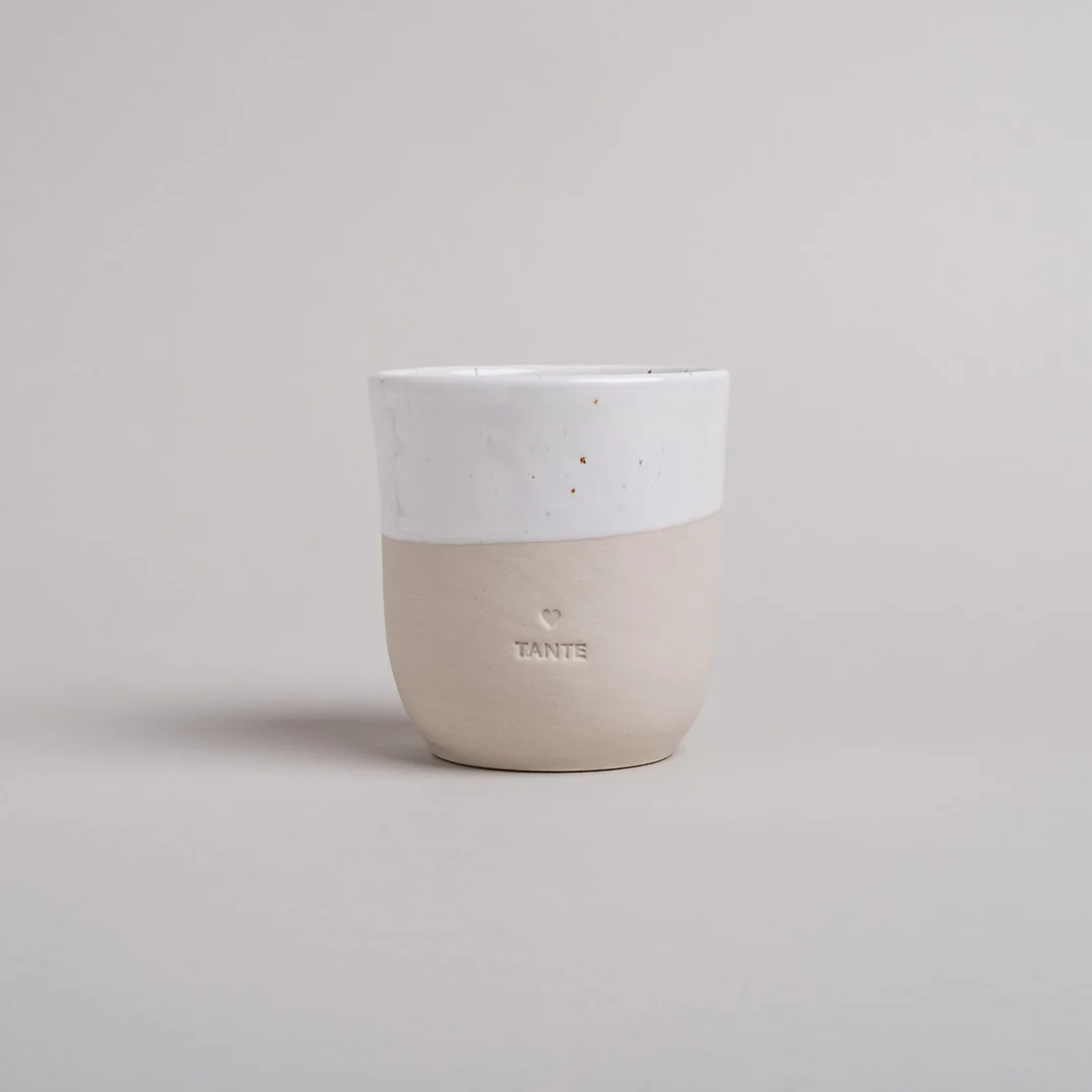 pot-138_becher_tante_photocredits_ericanders_2.png