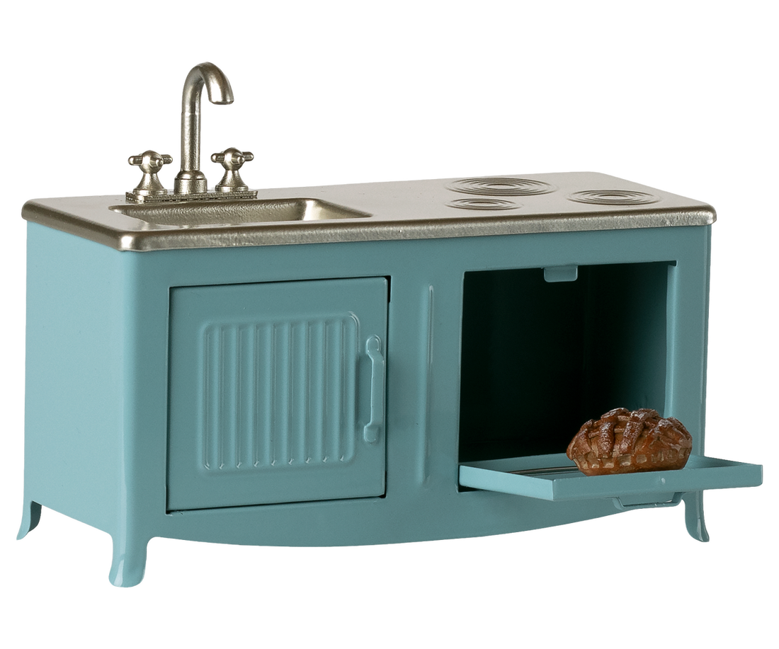 COLOURBOX69924811(2).png
