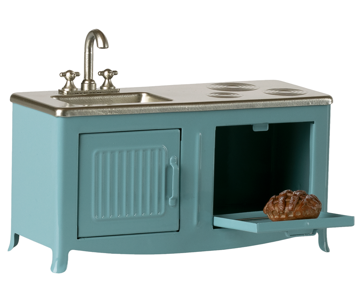 COLOURBOX69924811(2).png
