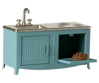 COLOURBOX69924811(2).png