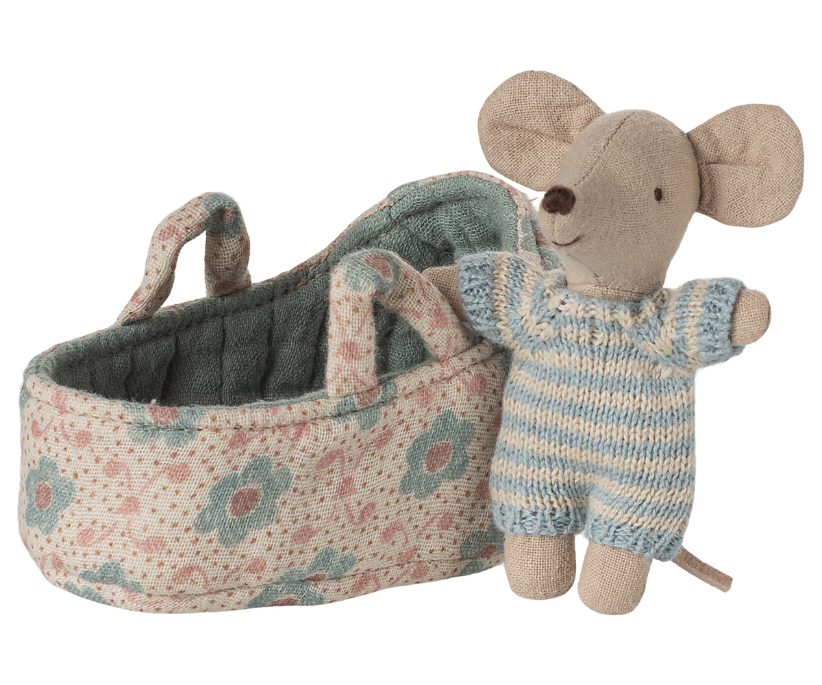COLOURBOX68267951(2).png