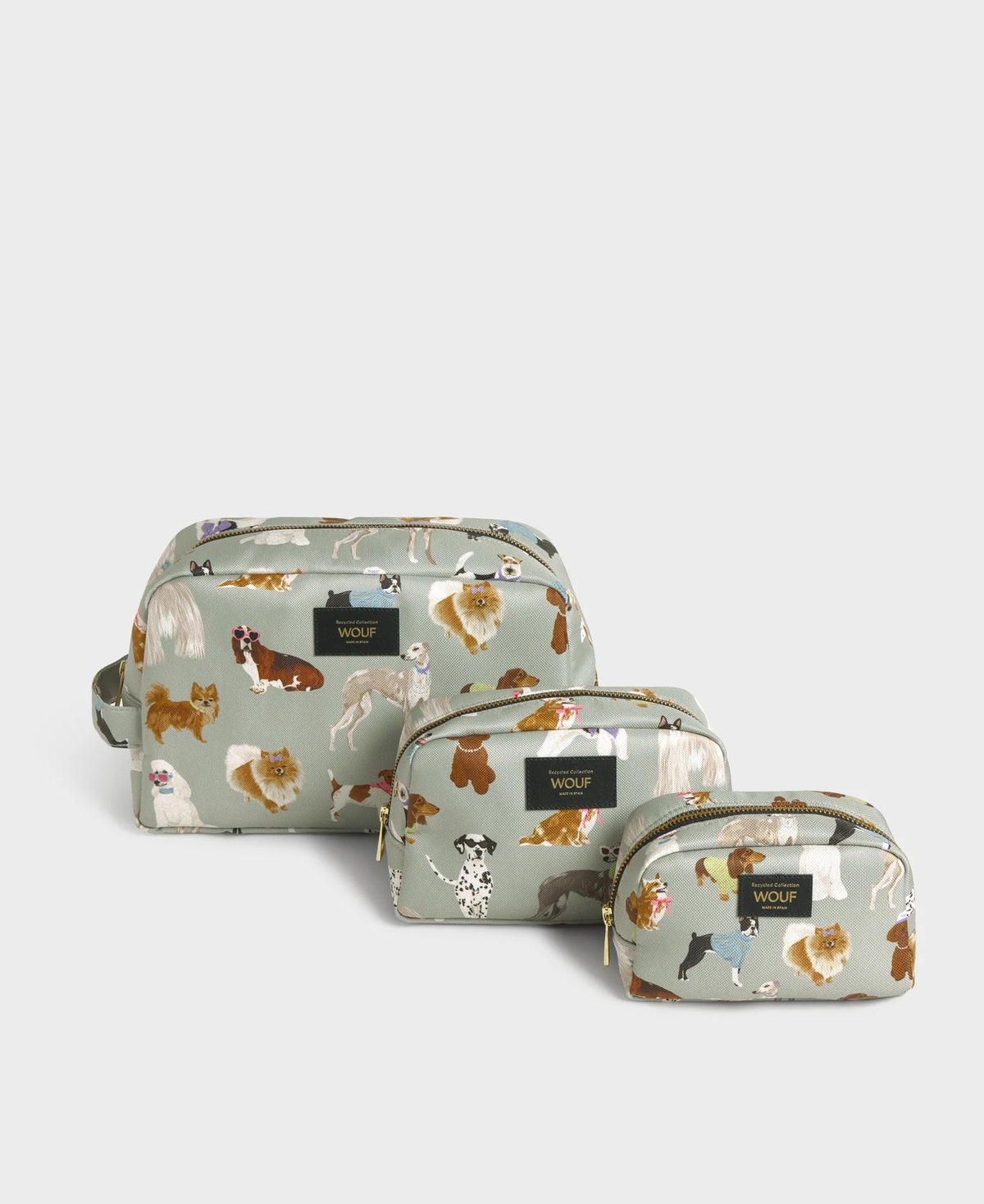 daily_toiletry_bag_puppy_TT260035_8474406998971_group_06.jpg