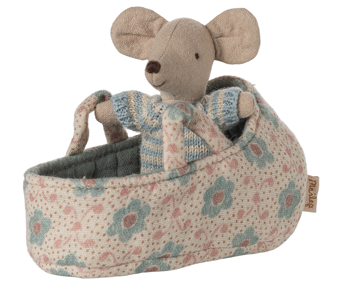 COLOURBOX68267949(2).png