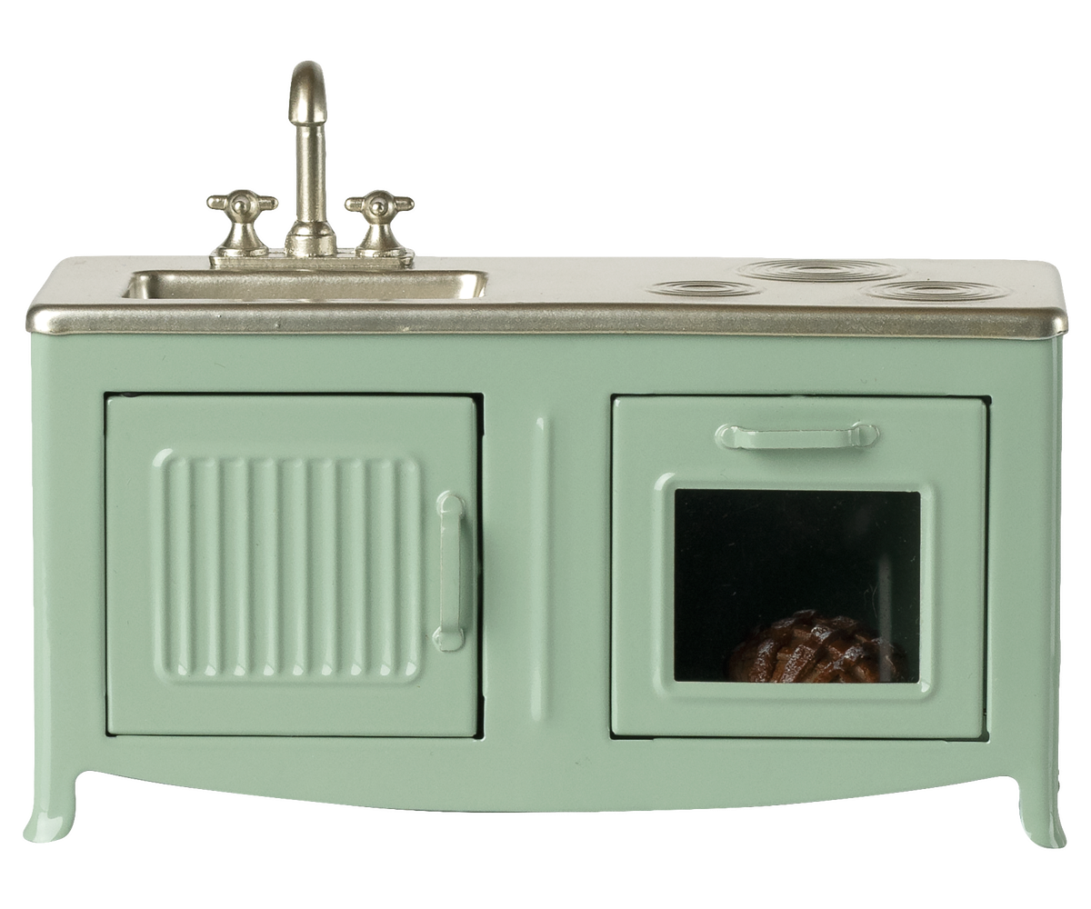 COLOURBOX69924831(2).png