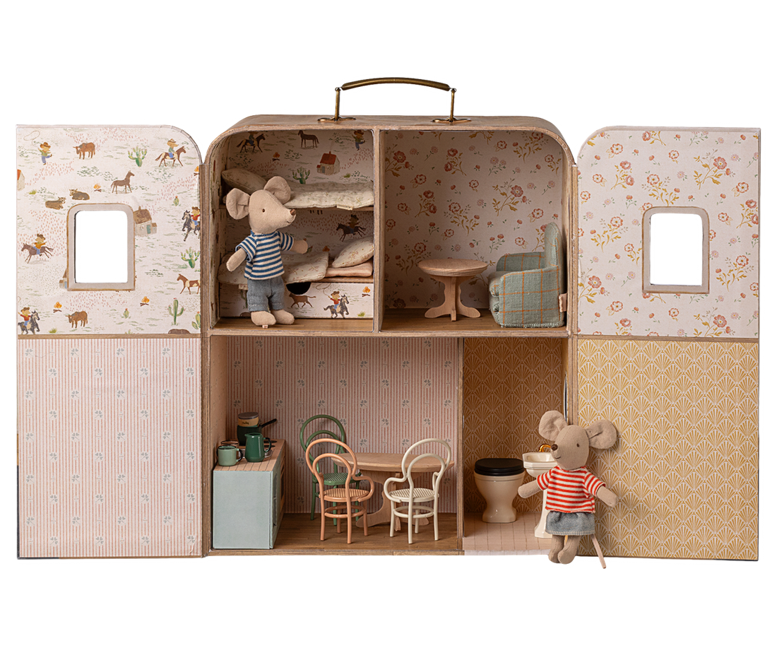 COLOURBOX68525623(2).png