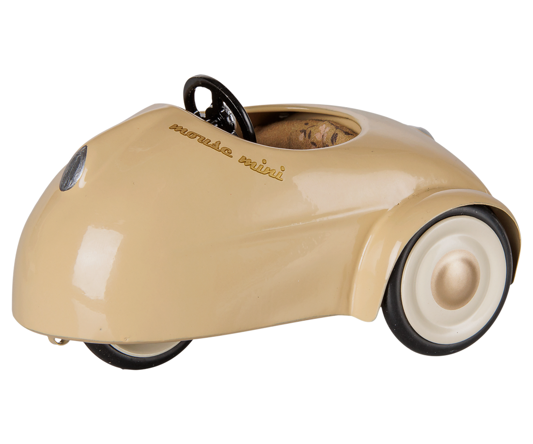 COLOURBOX72070314(2).png