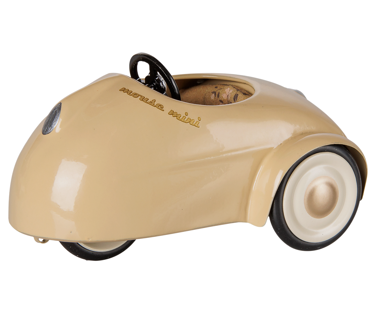 COLOURBOX72070314(2).png