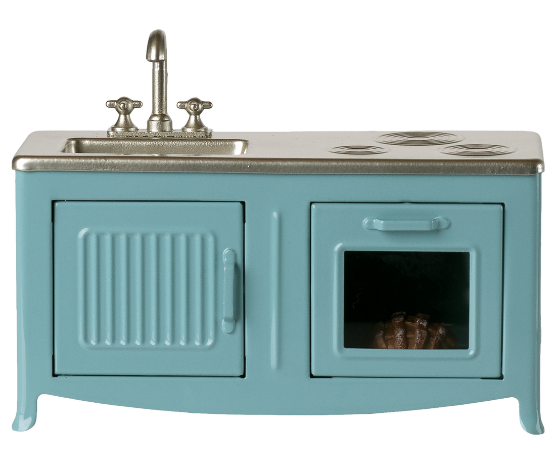 COLOURBOX69924858(2).png
