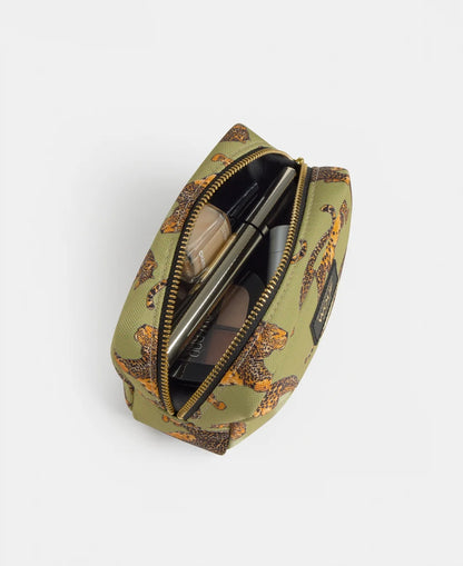 daily_makeup_bag_avo_leopard_TM260037_8474406999220_interior_04.jpg