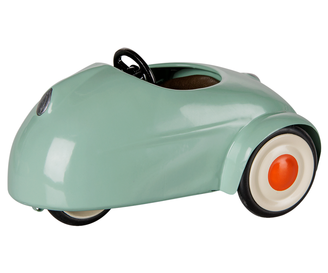 COLOURBOX72070316(2).png