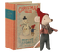 COLOURBOX72070514(2).png