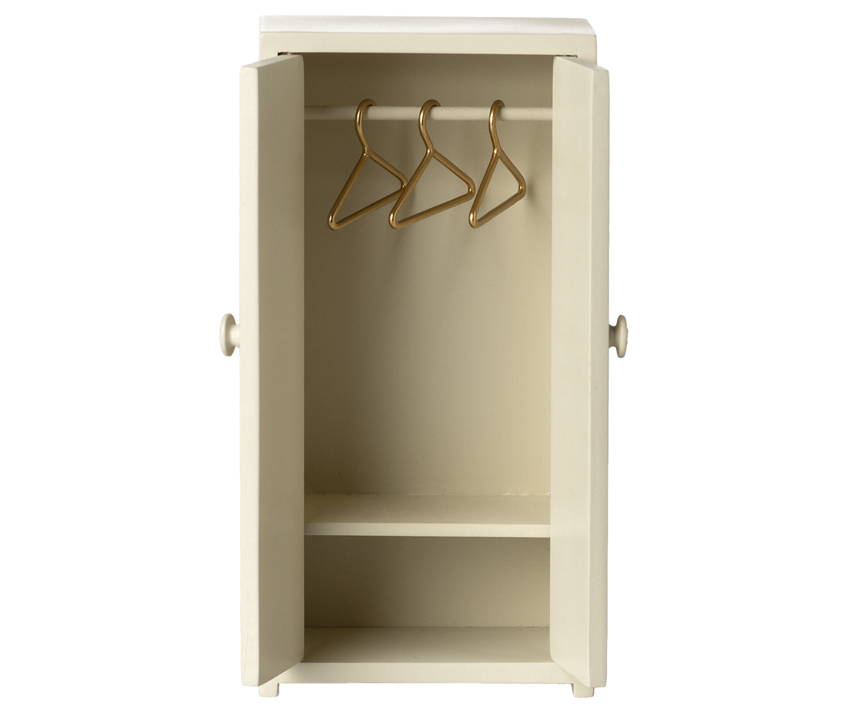 COLOURBOX69924810(2).png