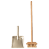 Maileg Miniatur Besen und Schaufel Set – Bild 2