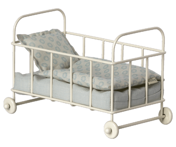 Maileg Cot Bed Micro Blue – Bild 2