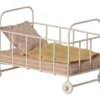 Maileg Cot Bed Micro Rose – Bild 2